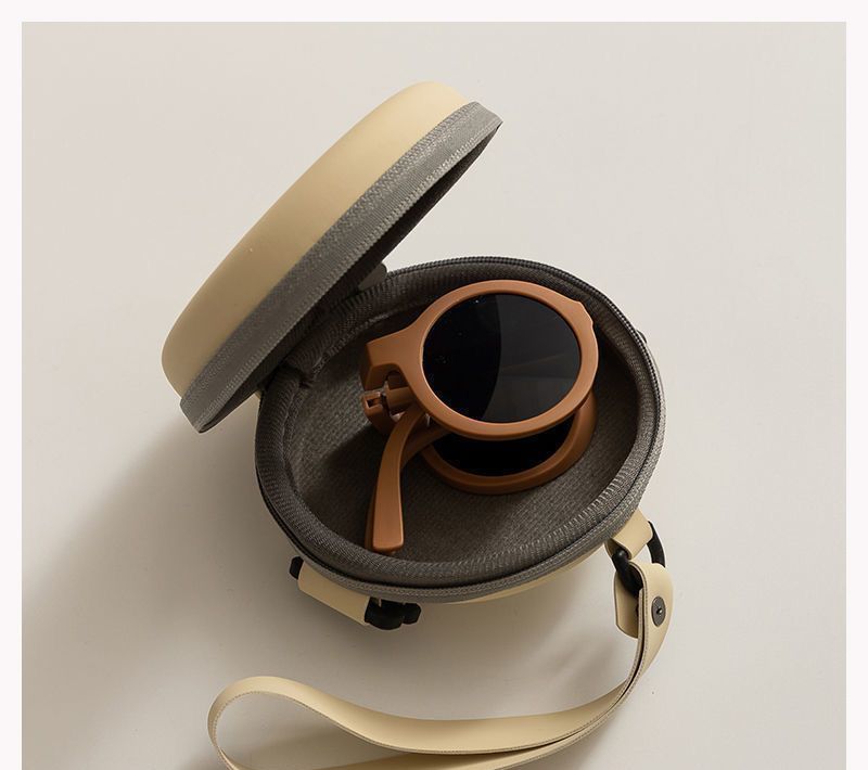 Foldable shades with a case
