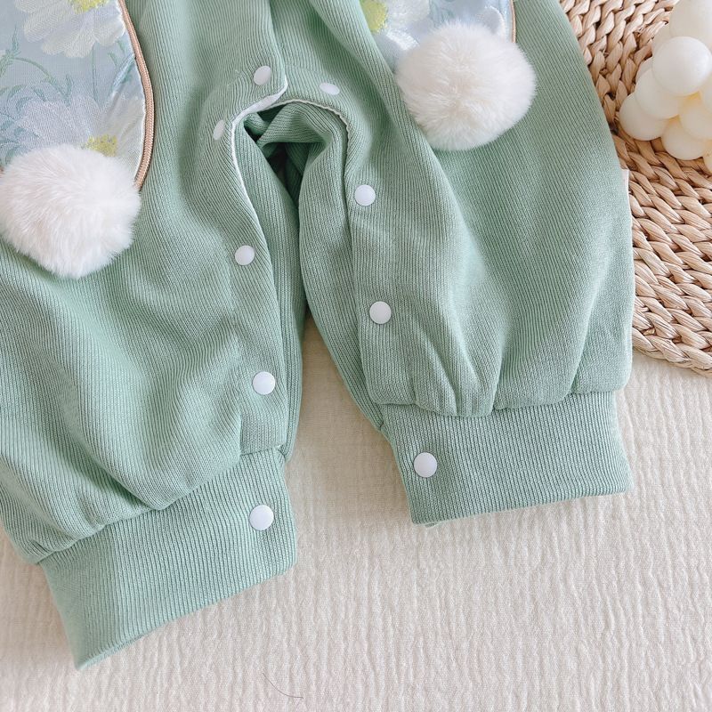 Petite pom pom romper