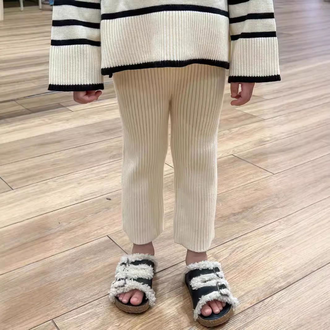 Black and white Stripes cord set