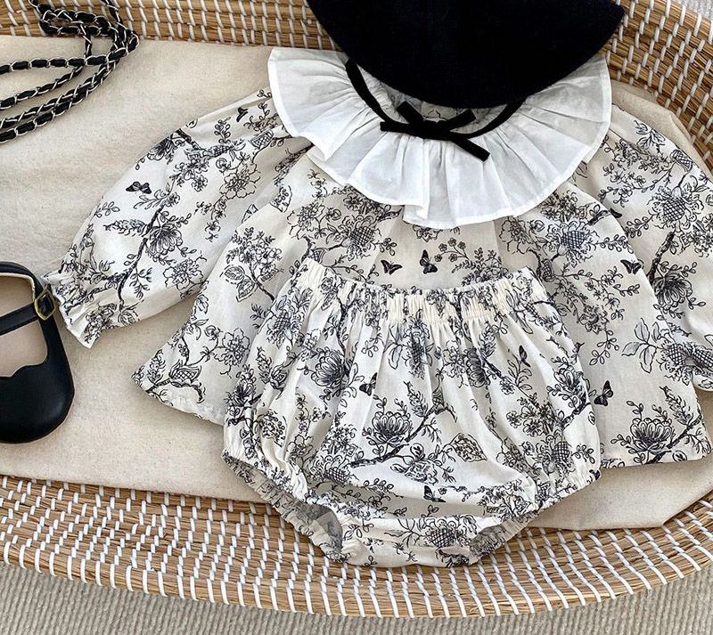 Little Elegance Robe