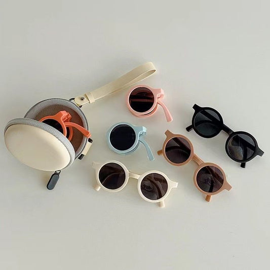 Foldable shades with a case