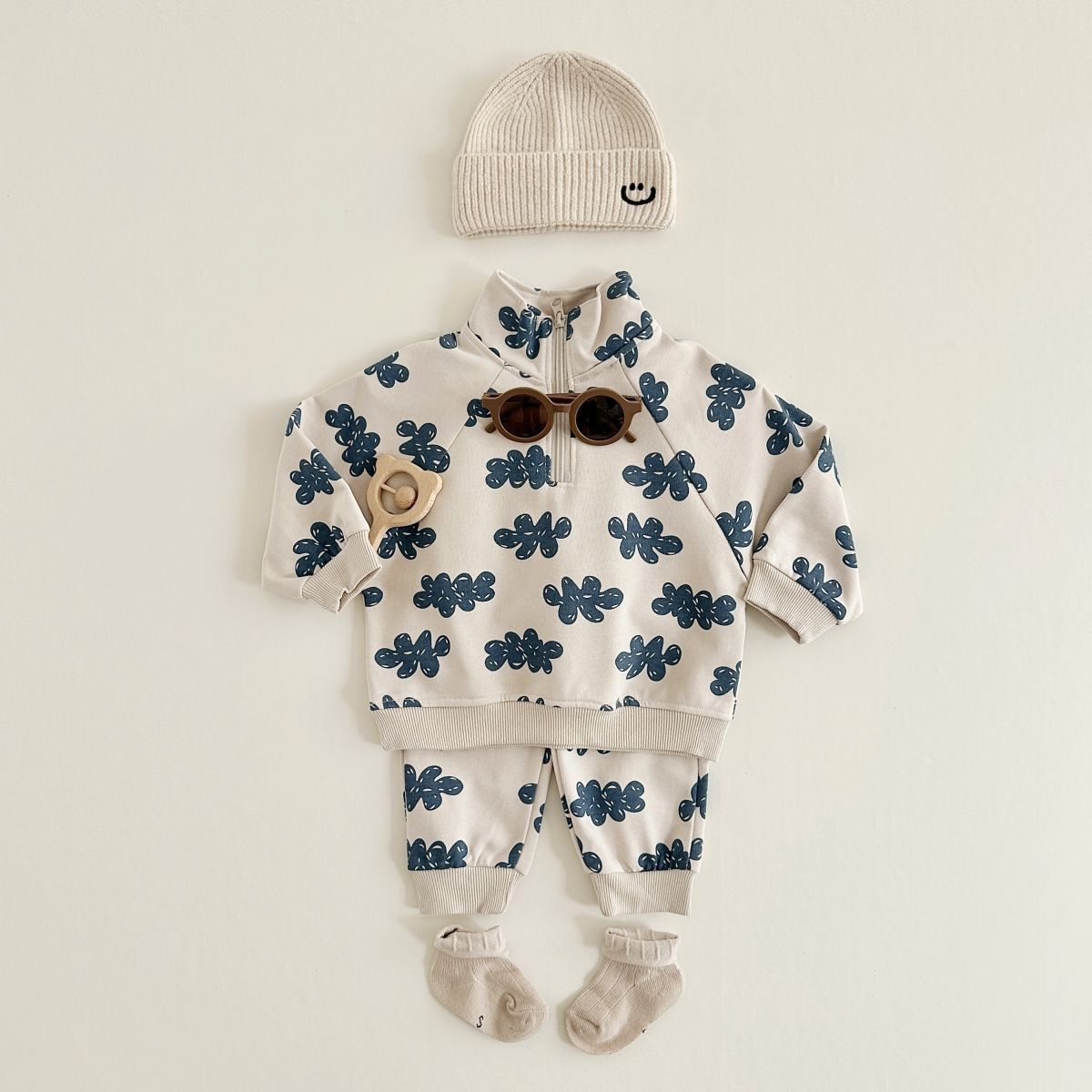 CHARMING 2 PC TRACK SUIT