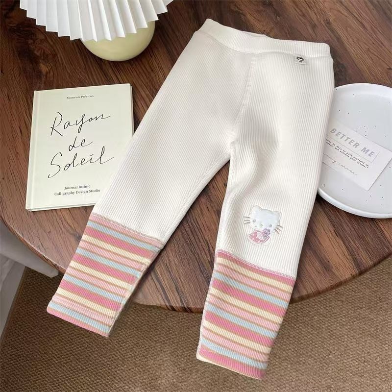 Warm stylish leggings