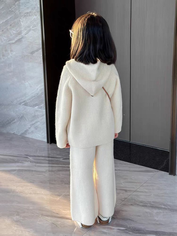 Cozy white jacket track set elegant outfit