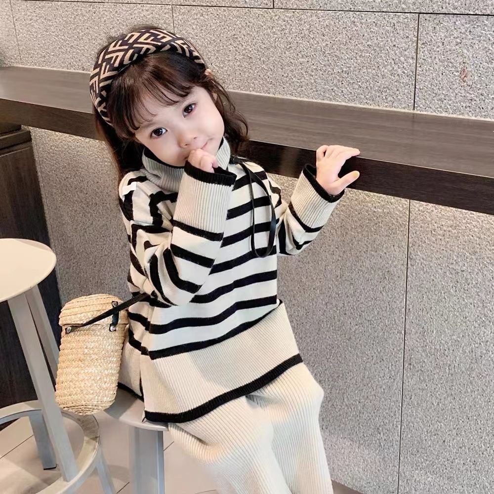 Black and white Stripes cord set