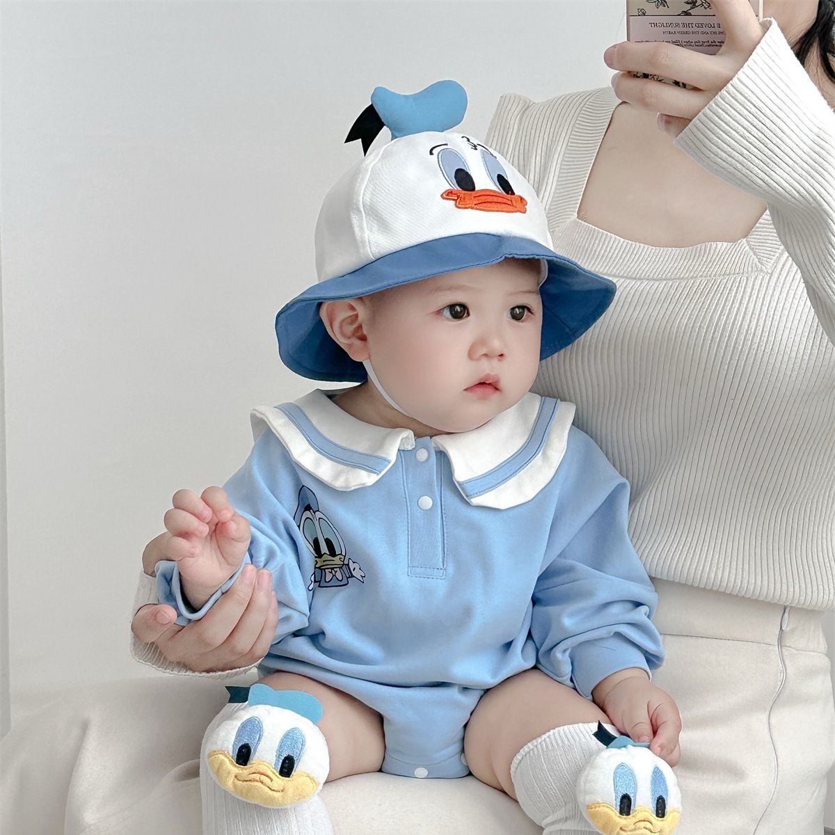 cute 3 pc set Donald Duck Set