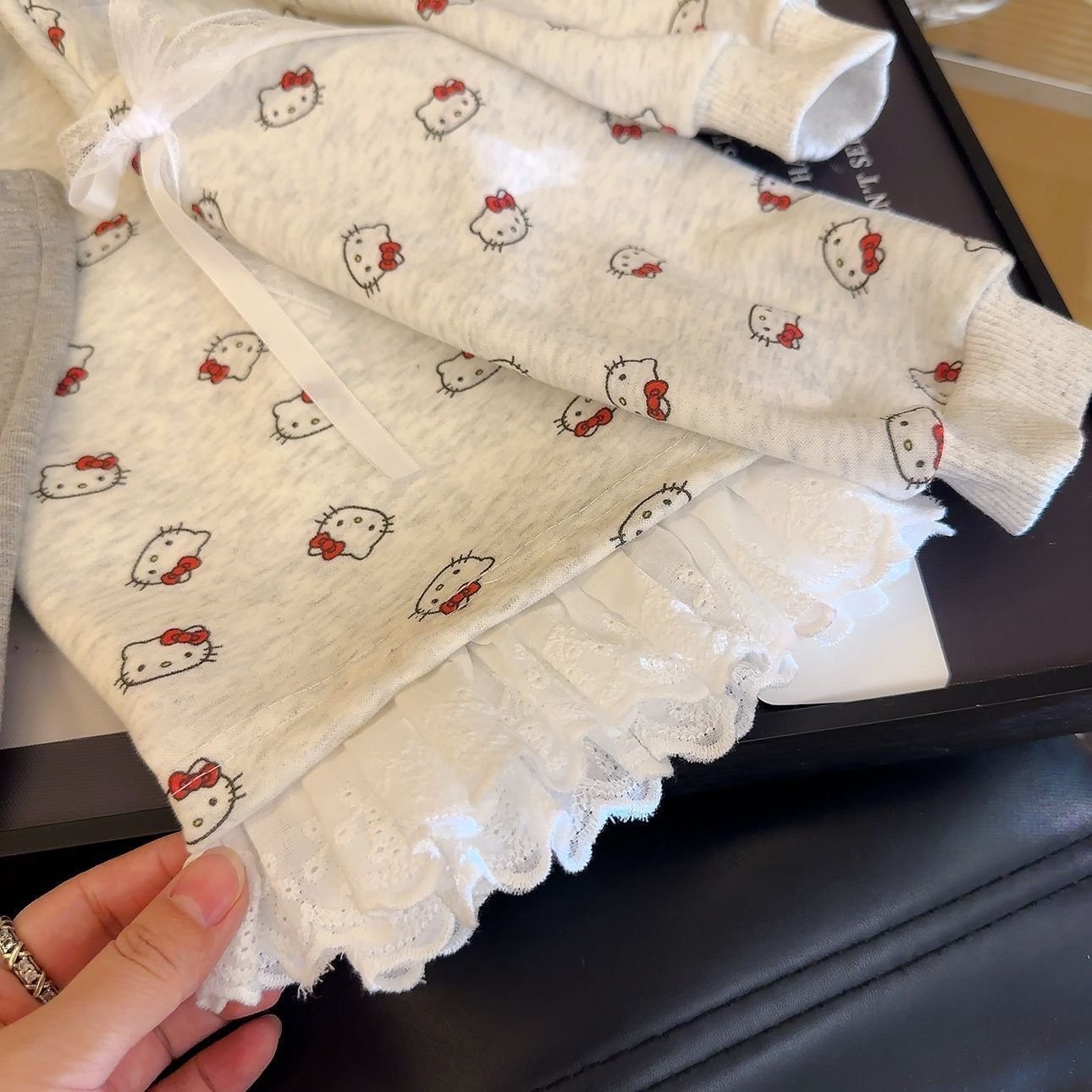 Girls Cute Kitty Print Sweatshirt & Leggings Set – Grey - Image 2