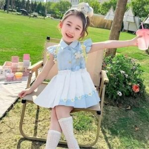 Daisy Breeze Pleated Set