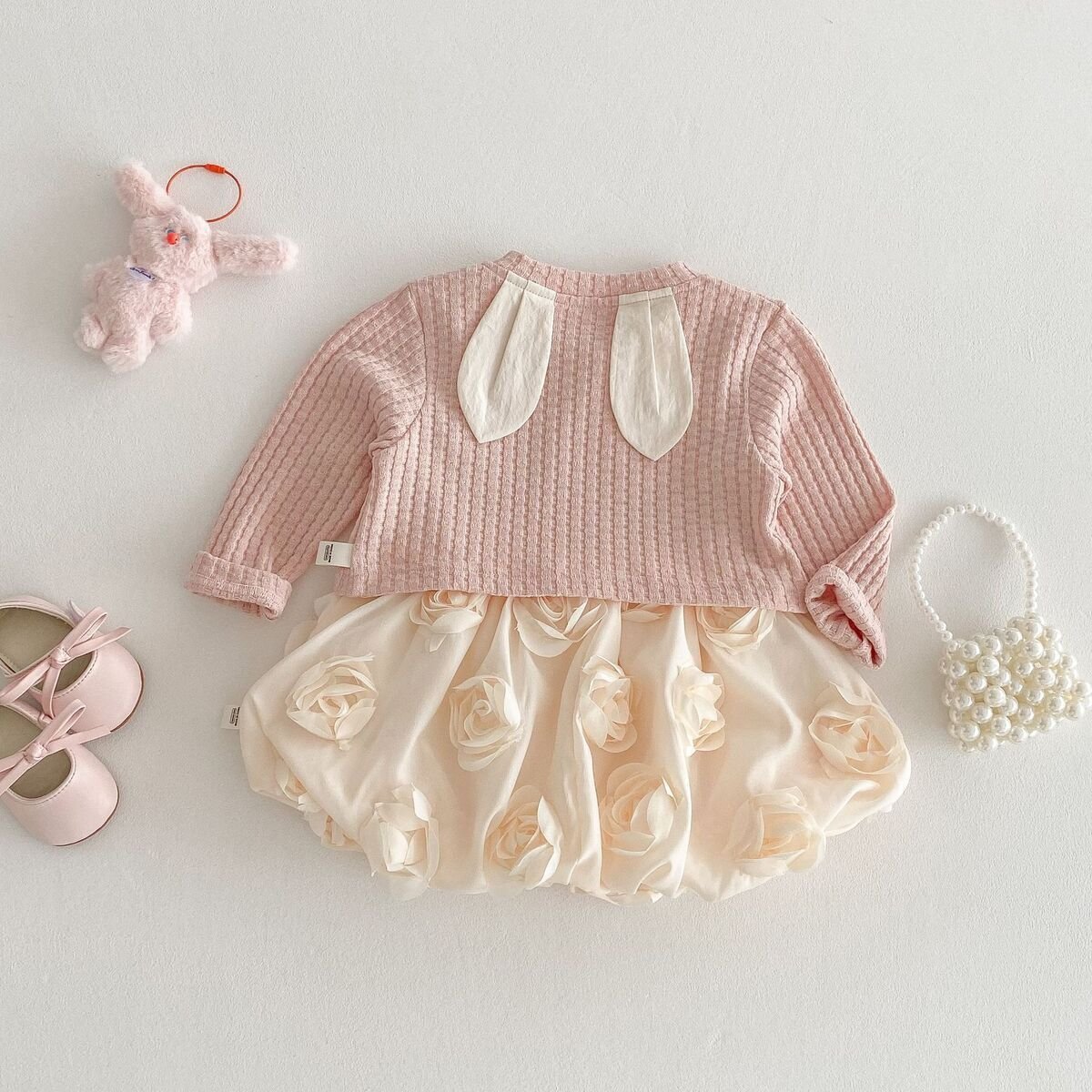Blush Rose Petal Bubble Set - Image 3