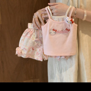 Hello Kitty Sweetheart Lounge Set