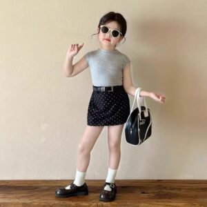 Mini Monochrome Chic