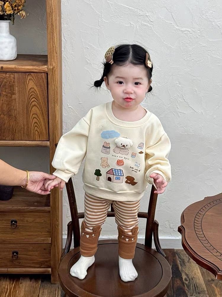 Cozy Bear Story Co-Ord Set - Image 3