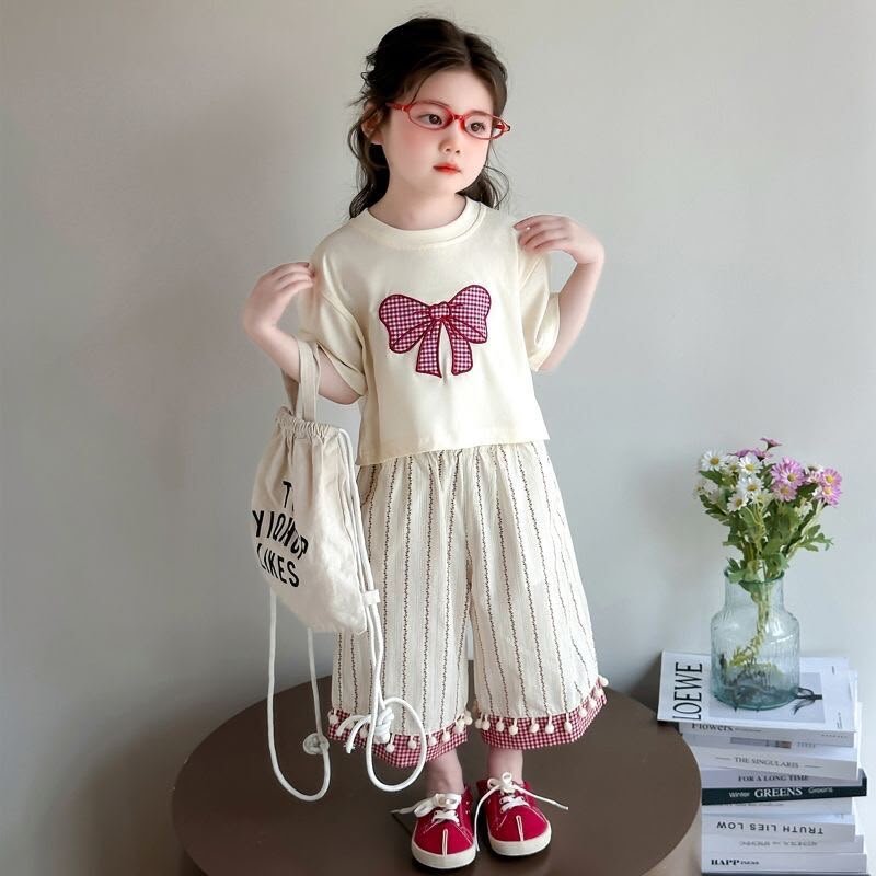 Girls’ Bow Print Top with Striped Wide-Leg Pants Set - Image 4